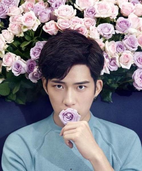 谭松韵井柏然圈内爆料,揭秘娱乐圈不为人知的幕后故事  第2张